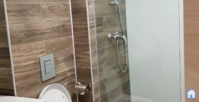 ქირავდება აპარტამენტი ორბი პალასში